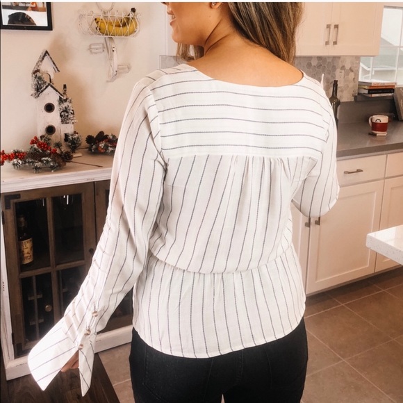 Beige Striped Slit Sleeve Blouse - Picture 4 of 4